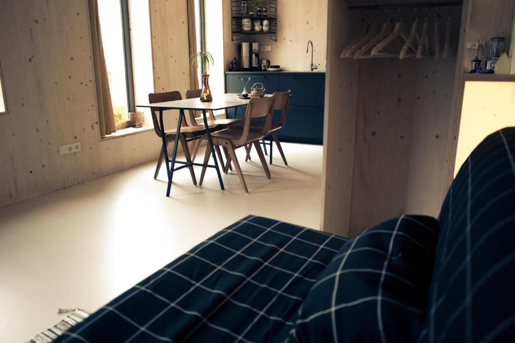 Hotel Private Eco Wooden Studio With Bath And Bikes And Garden Amsterdam Exteriér fotografie